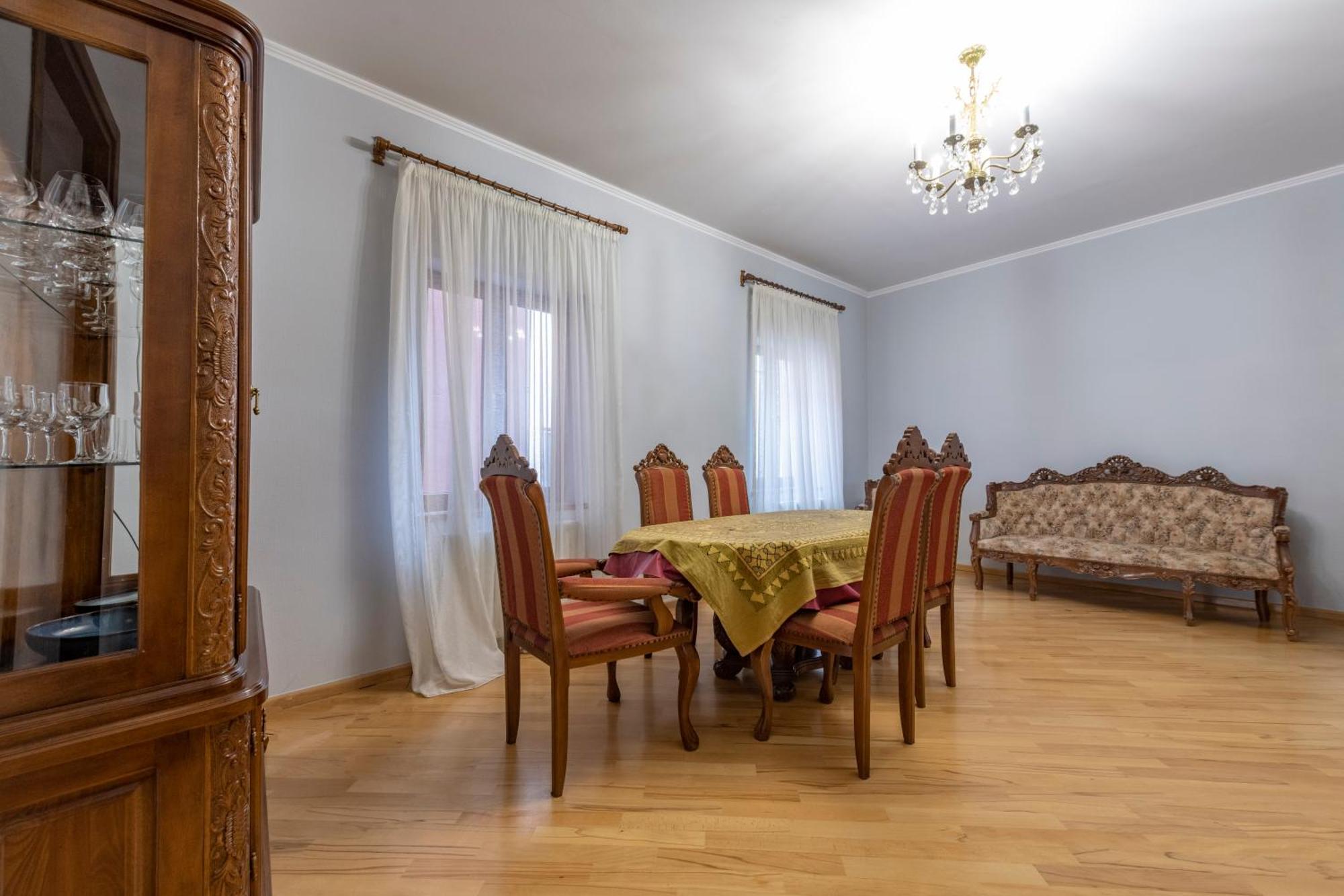 Your Home, Old טביליסי מראה חיצוני תמונה